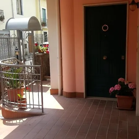 ベッド・アンド・ブレックファスト Fiorestella