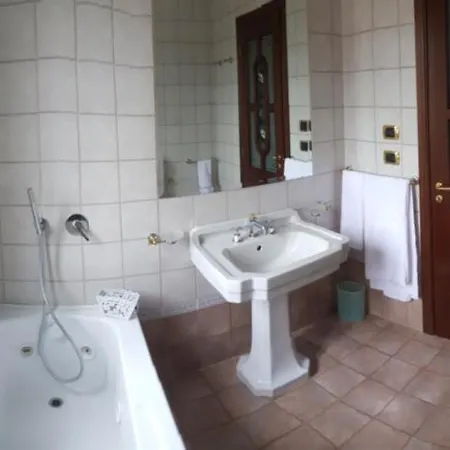 Fiorestella Bed & Breakfast 3*